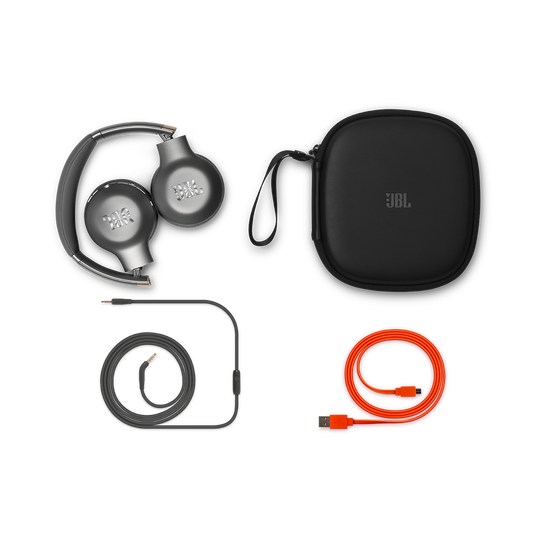 JBL EVEREST™ 310 - Gun Metal - Wireless On-ear headphones - Detailshot 3