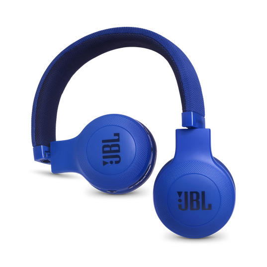 JBL E45BT - Blue - Wireless on-ear headphones - Detailshot 1