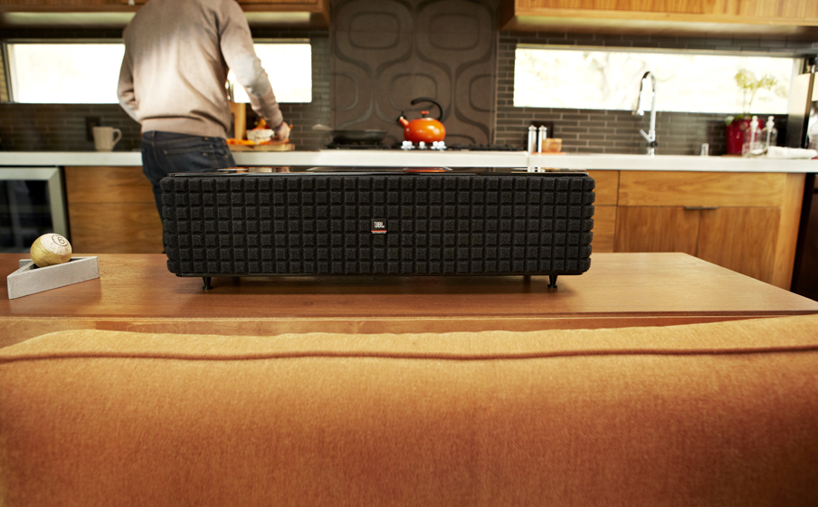 JBL Authentics | Two-way speaker system with wireless streaming