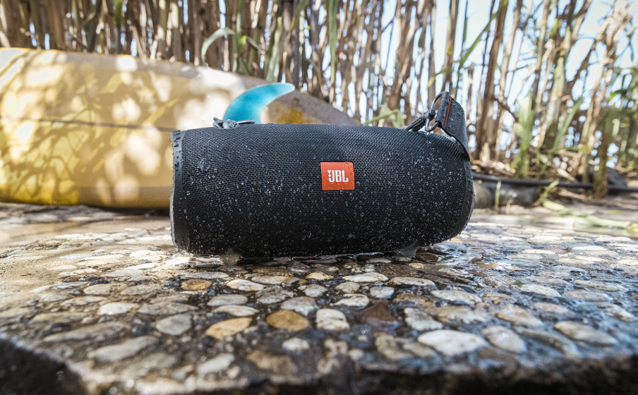 JBL Xtreme 2 portable Bluetooth speaker connects to up to 2 smartphones or  tablets » Gadget Flow